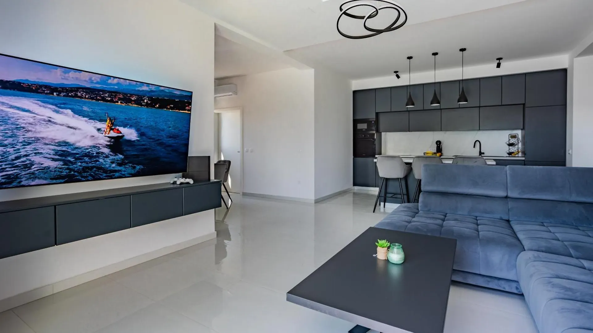 Villa Shark מסלניקה